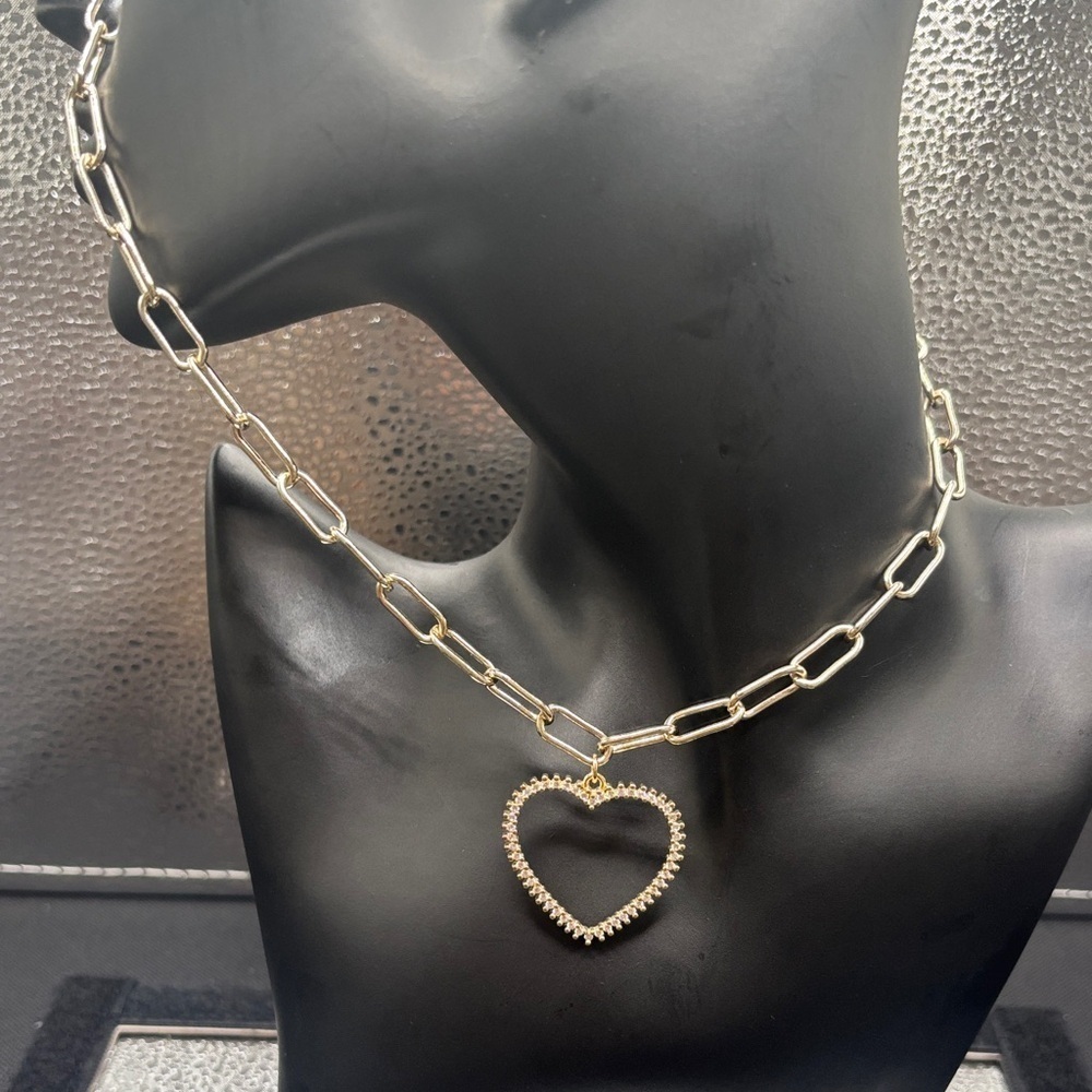 Gold Heart Pendant Link Chain
